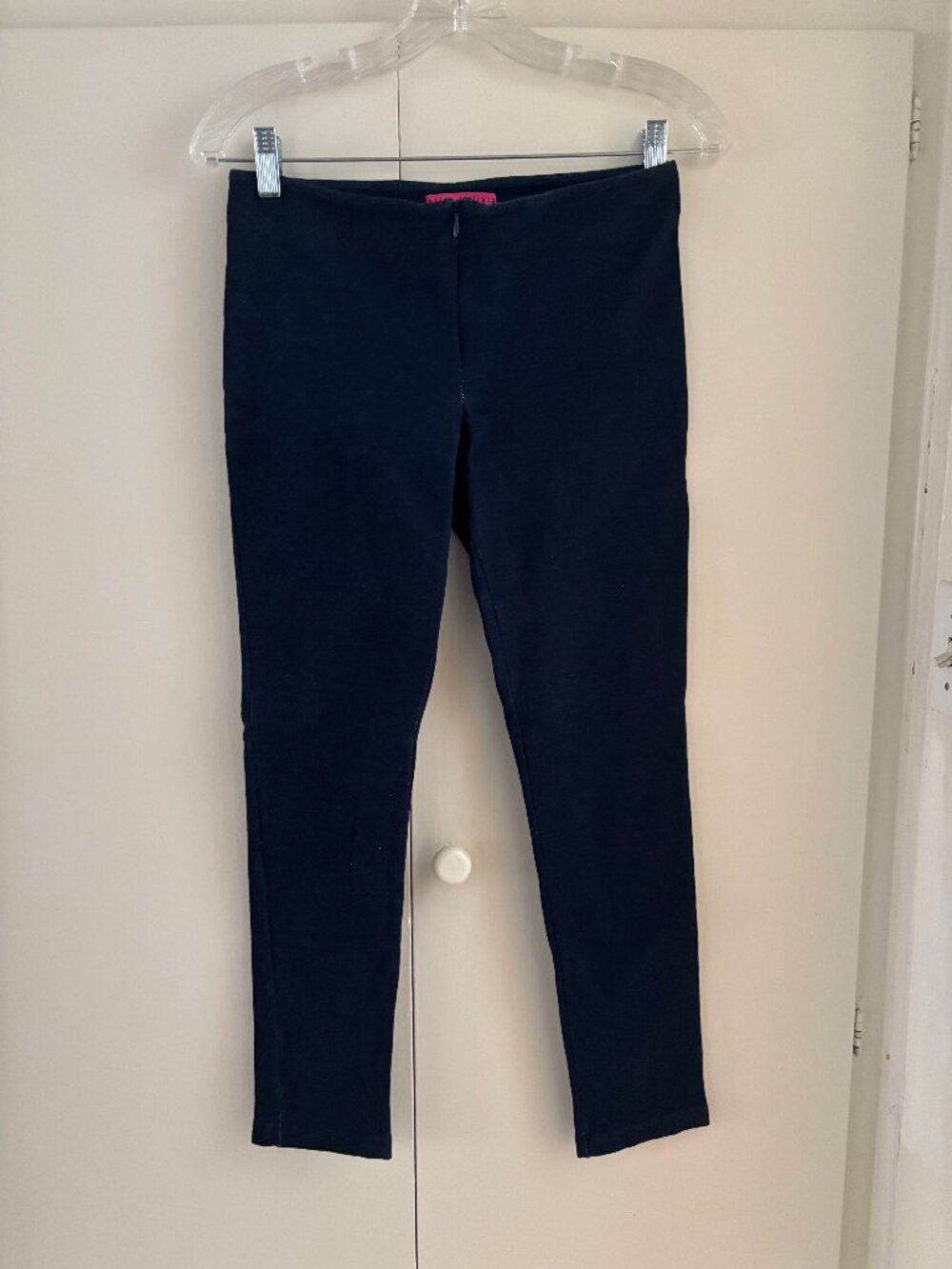 Alice + Olivia Stretch Denim Capri Cropped Jean